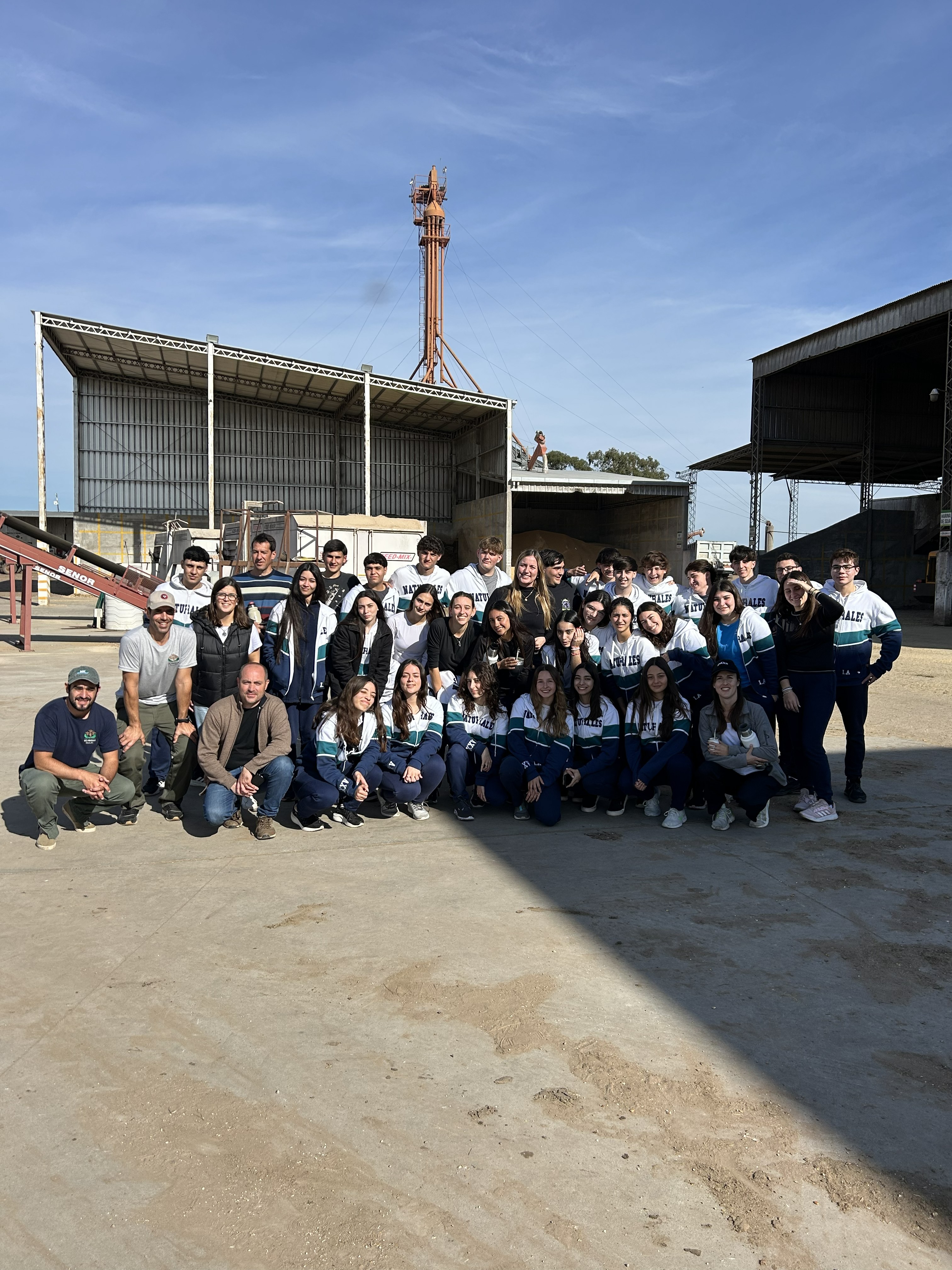 Compromiso con la comunidad - La Criolla